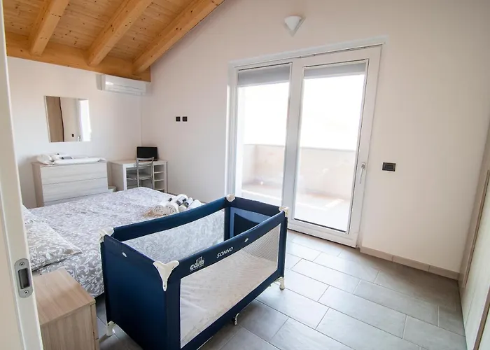 Attico Bella Vista شقة Dubino